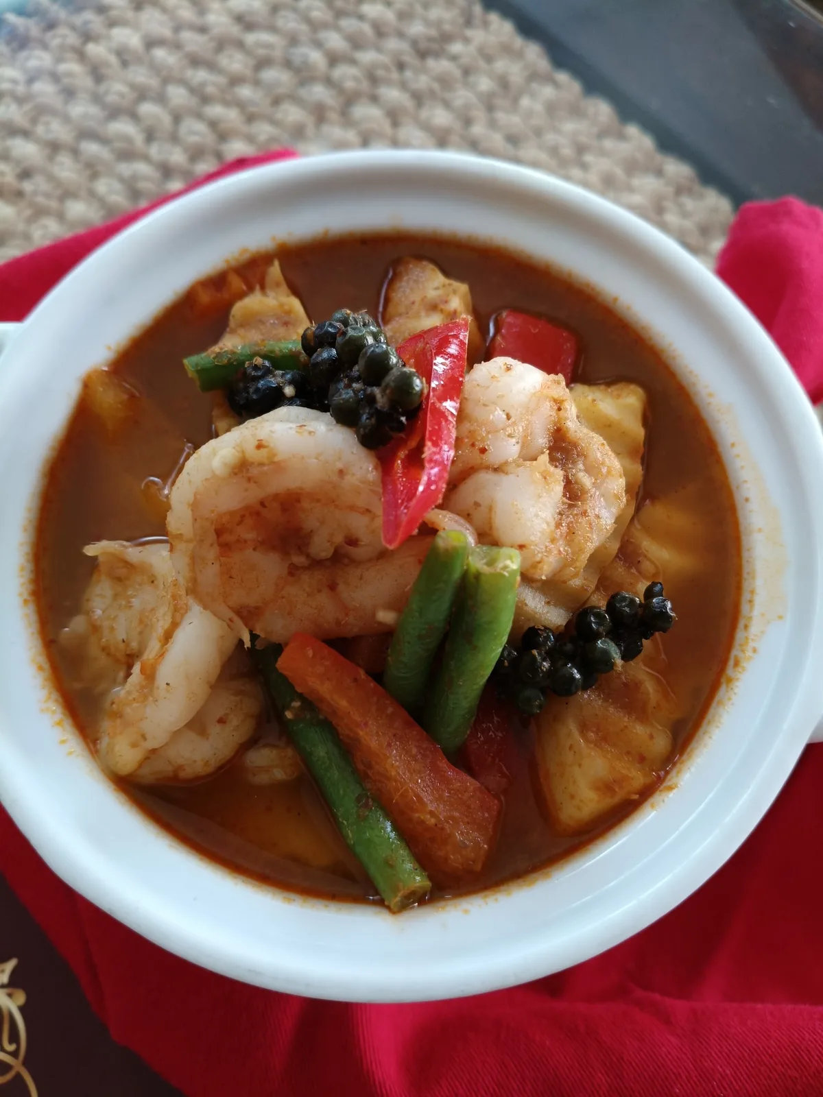 A colourful bowl served at Chokdee Thai Cuisine